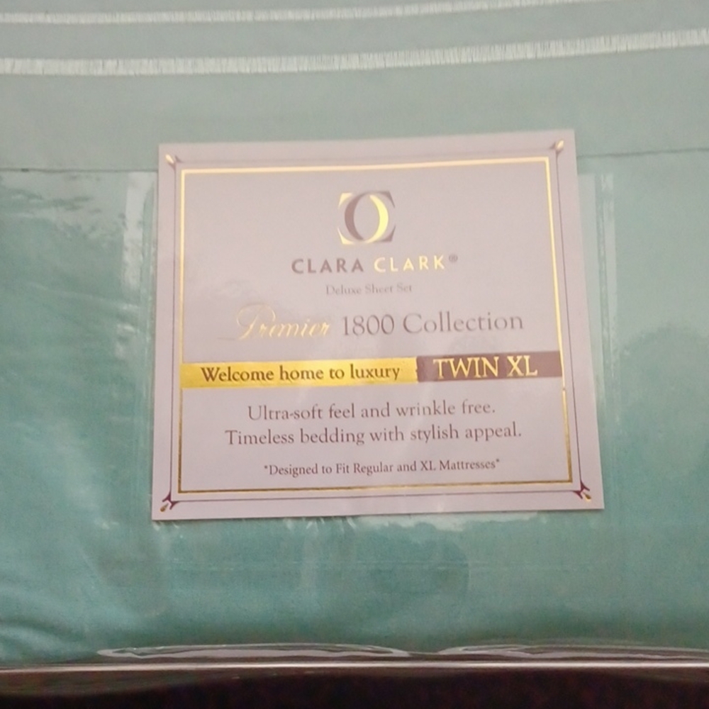 Twin Xlong deluxe sheet set Clara Clark Fits Hospital Bed